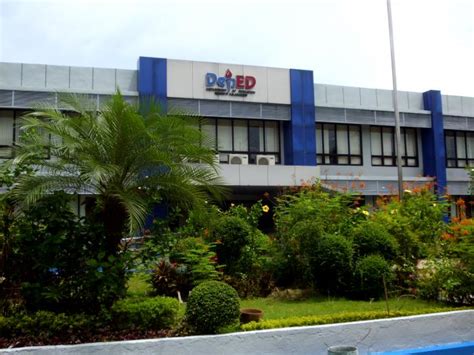 Region IV CALABARZON Offices .